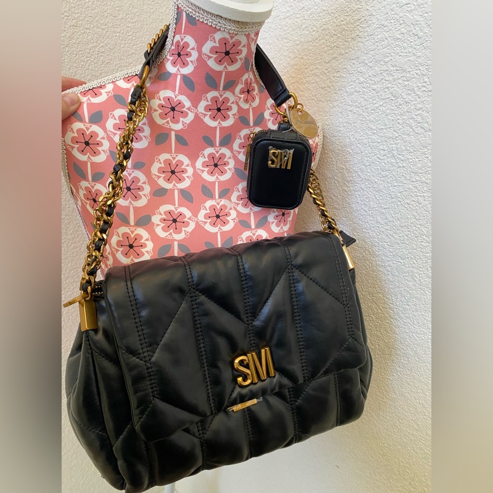 Steve Madden NWT SMOOSHY Black Quilted Shoulder Bag
